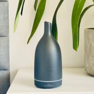 Czarny ceramiczny dyfuzor do olejków eterycznych AromatherapyOils 160 ml